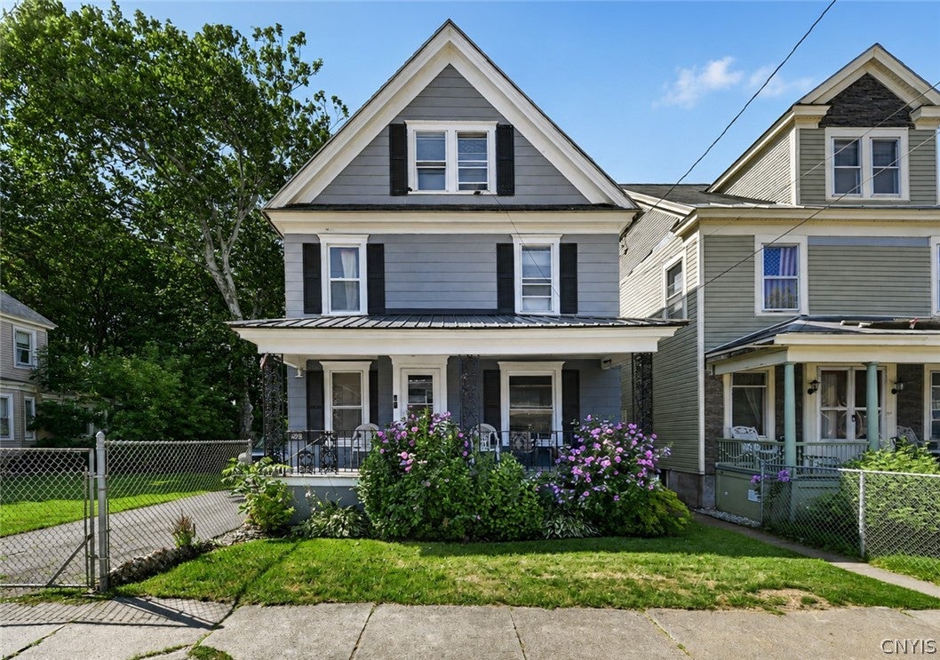223 W Ostrander Avenue — photo