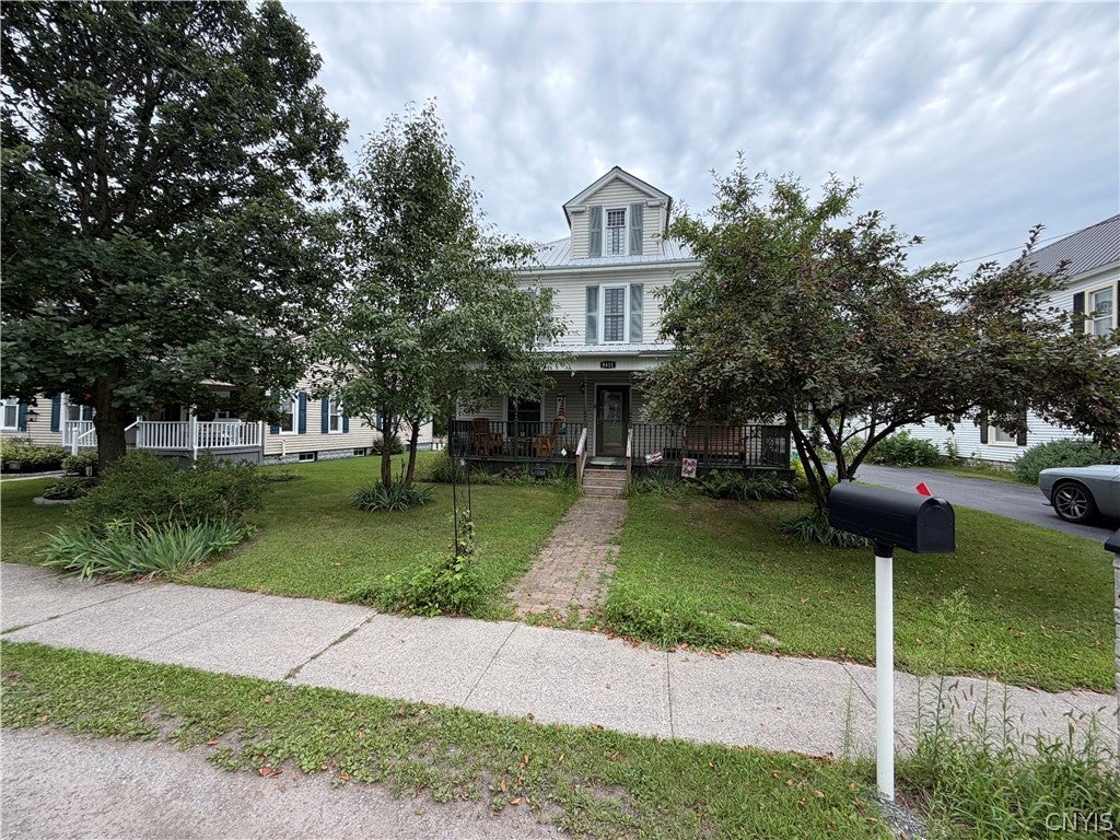 8411 S Main Street — photo