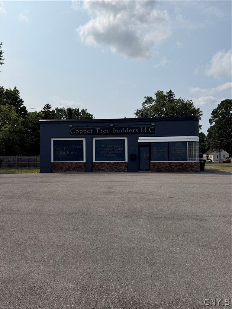 407 N Main Street — photo