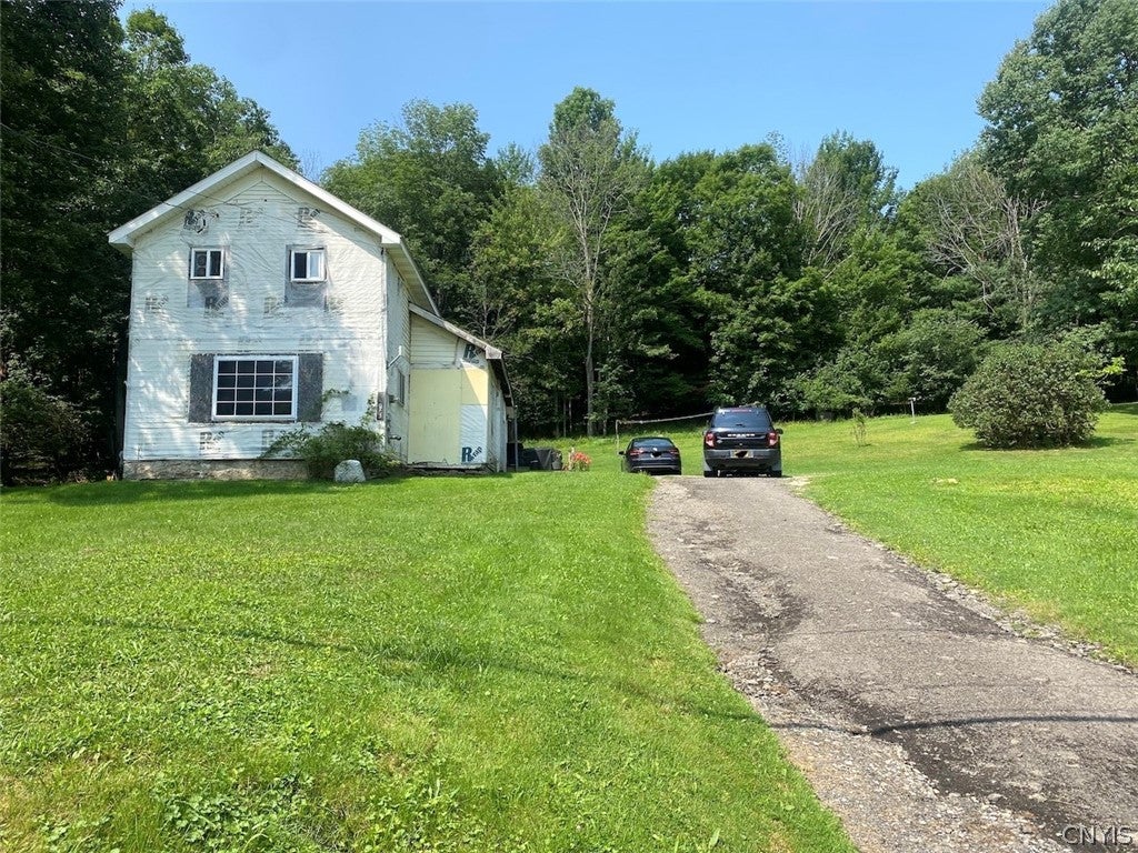 1873 County Road 18 — photo
