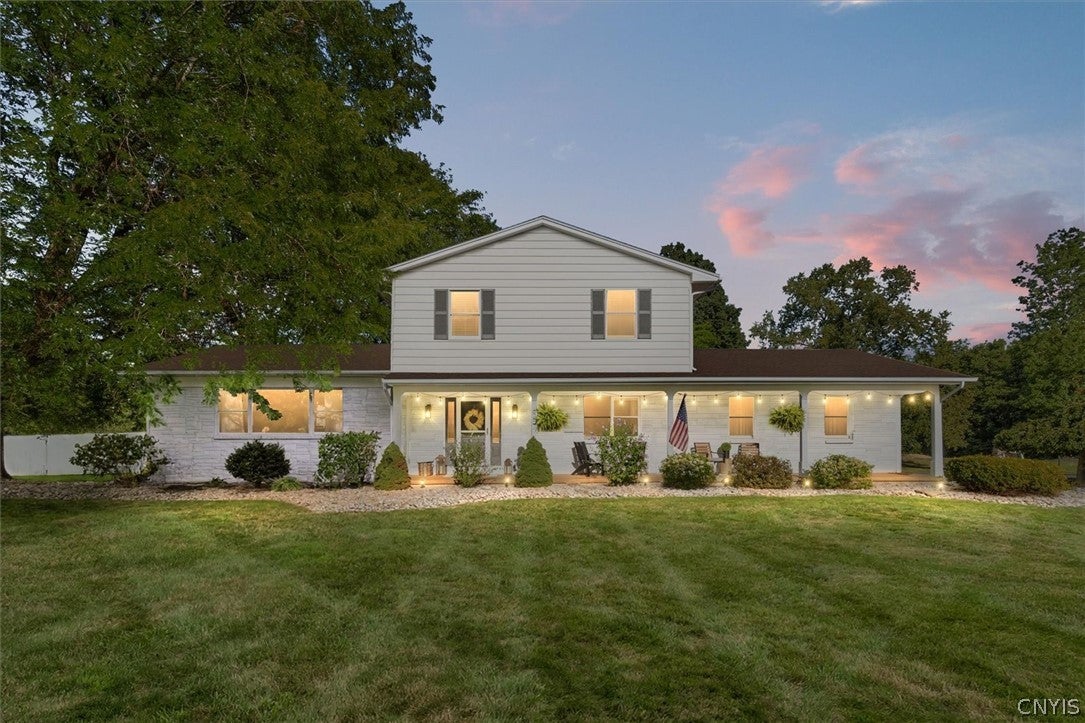 625 Deerfield Drive — photo