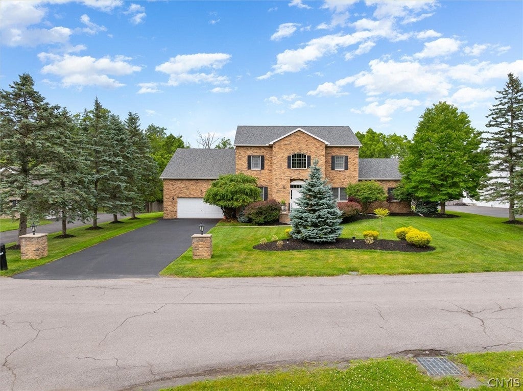 104 Stonebridge Court — photo