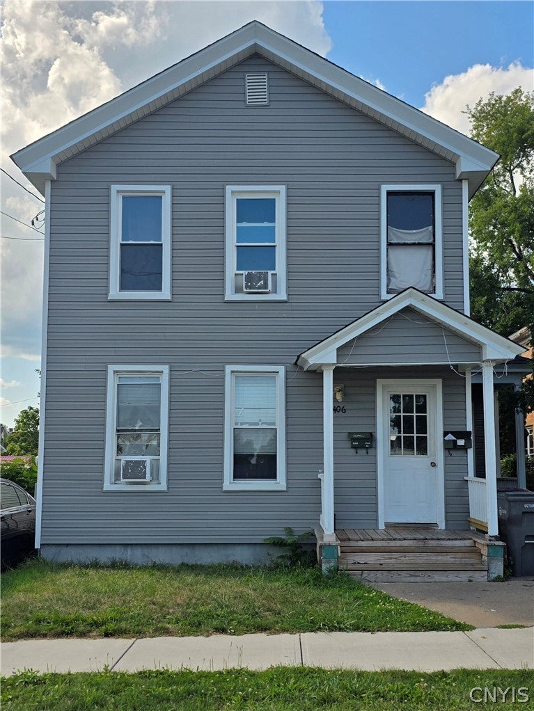 406 South George Street — photo