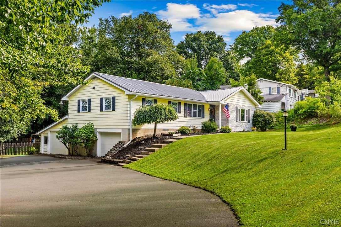 234 Homewood Drive — photo