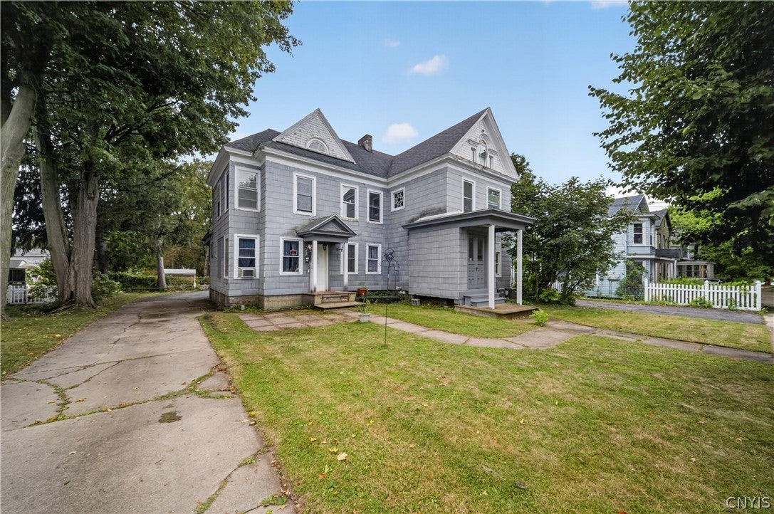 140 W Seneca Street — photo