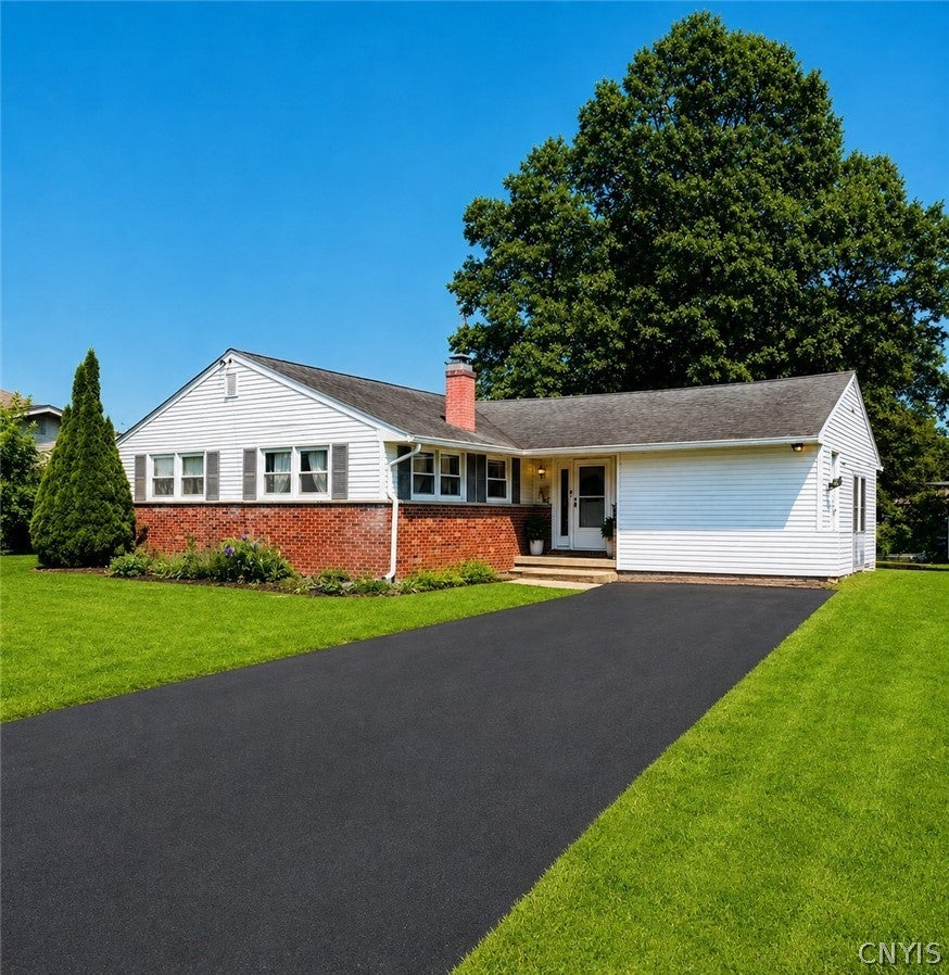 65 Patrick Circle — photo