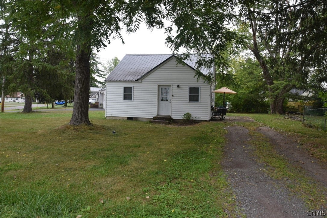 6128 Riley Road — photo