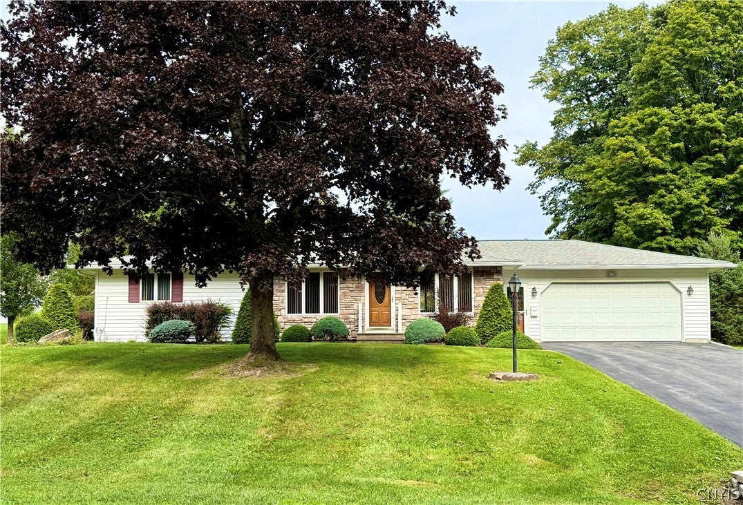 155 Valley View Road — photo