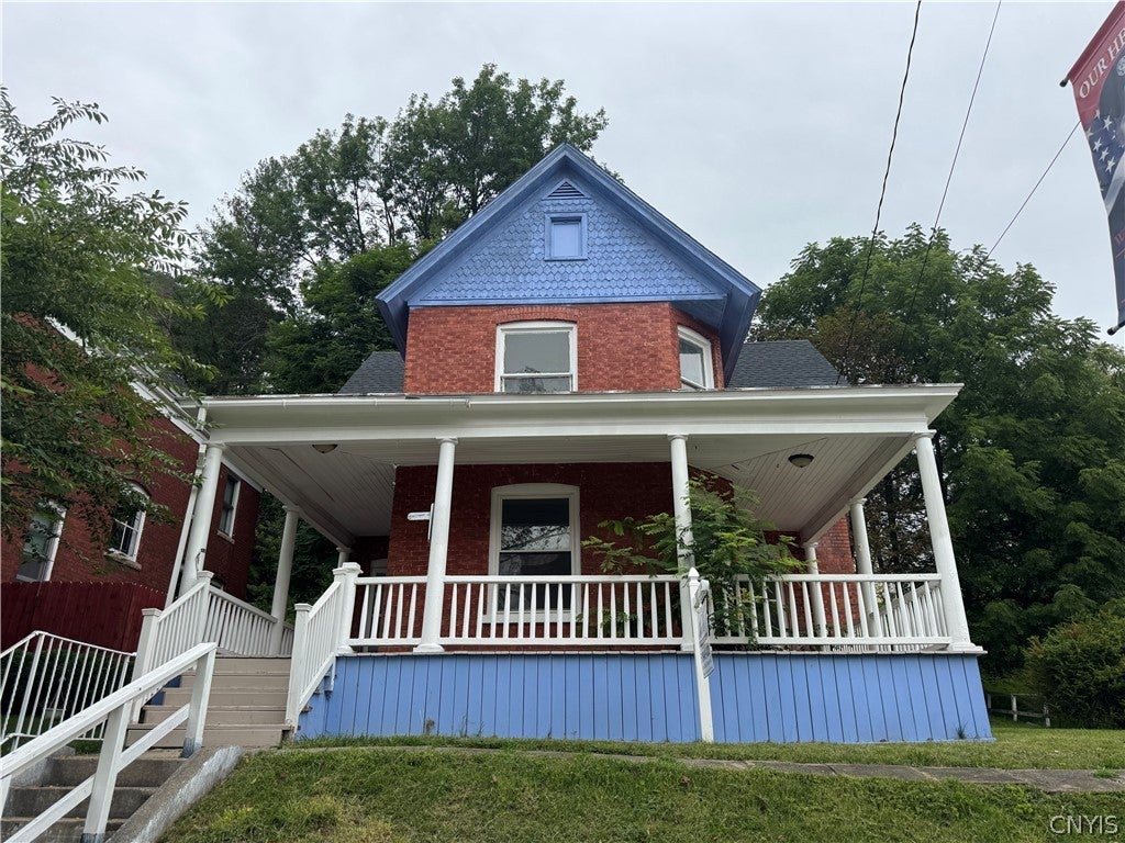 21 Monroe Street — photo
