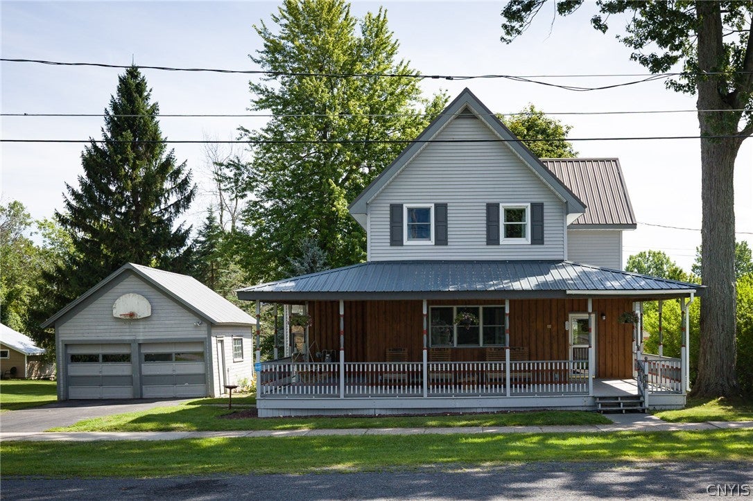 304 E Kirby Street — photo