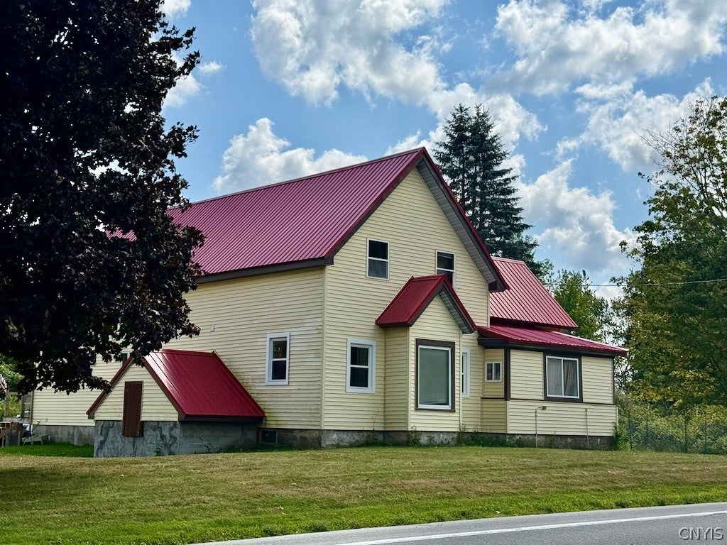 4492 US Route 11 — photo