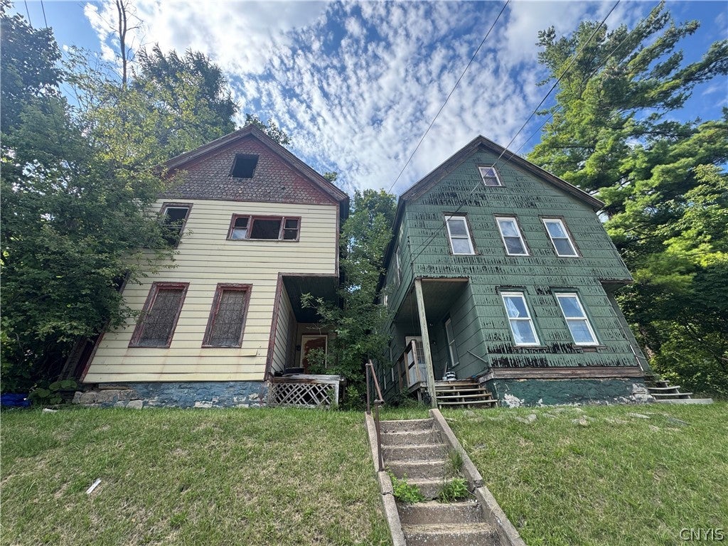 376-378 W Main Street — photo
