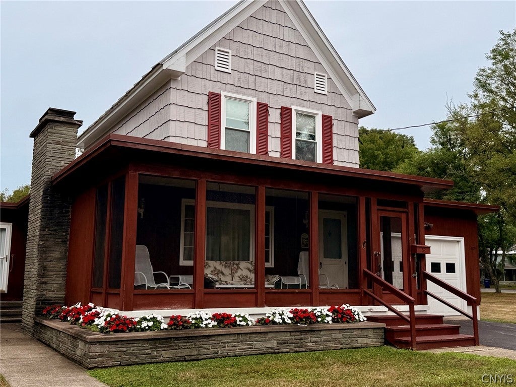 52 Elm Street — photo