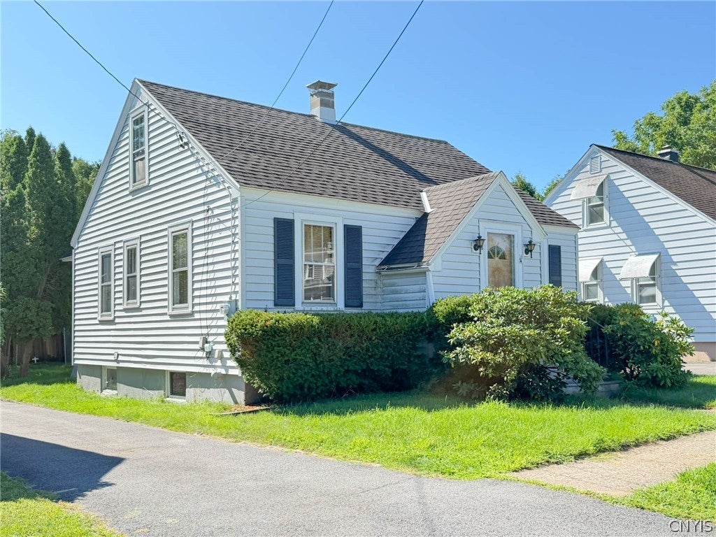 8 Dexter Street — photo