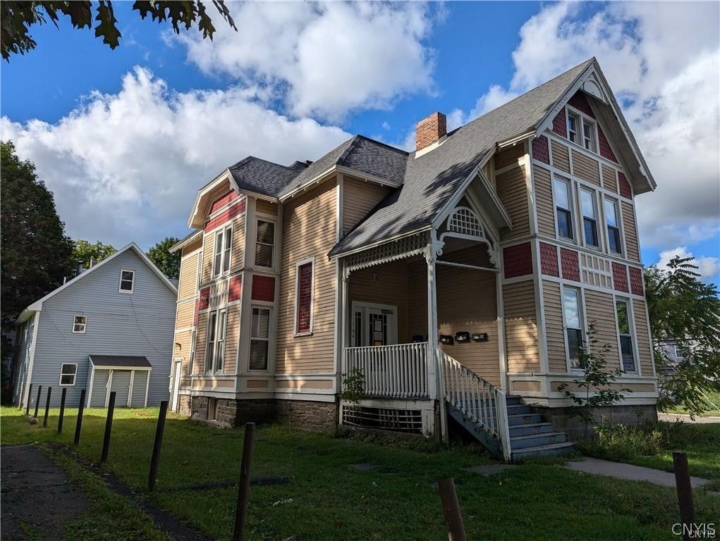 144 Tompkins Street — photo