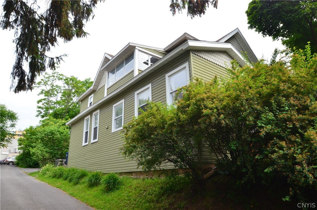 359 Green Street — photo