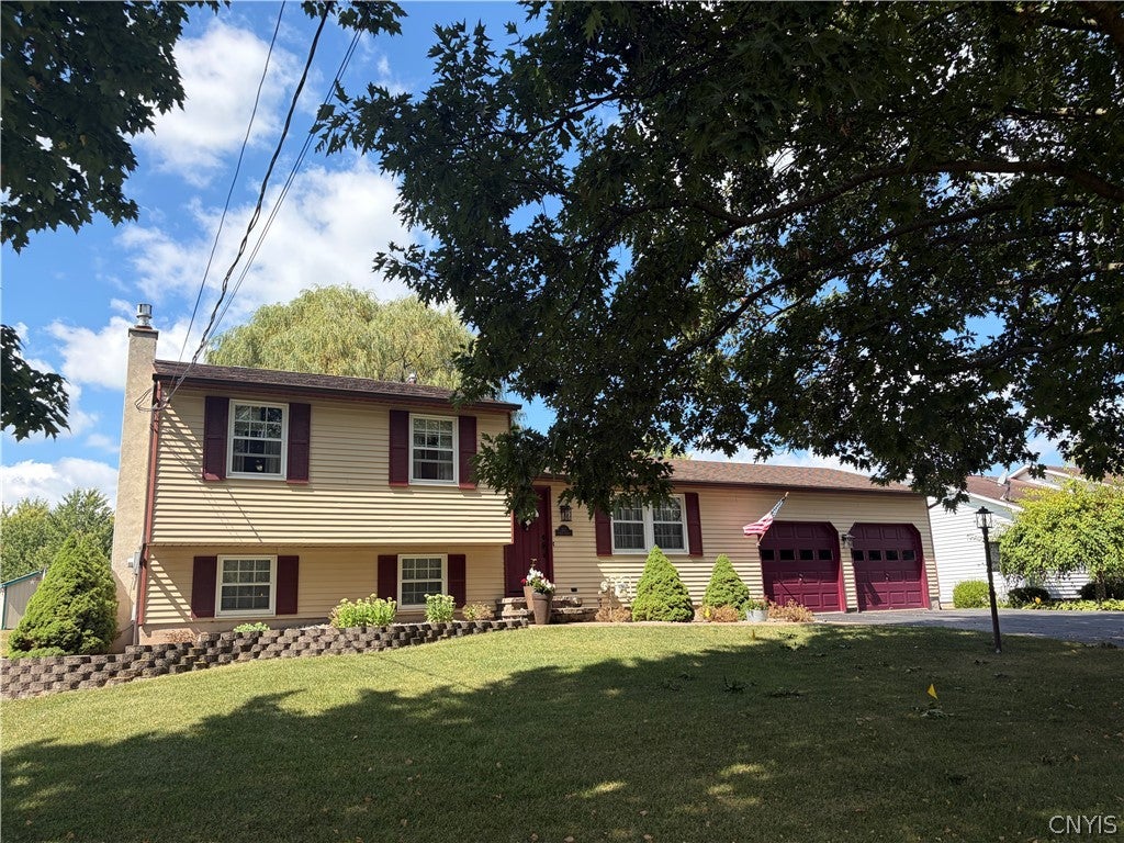 211 Stroud Street — photo