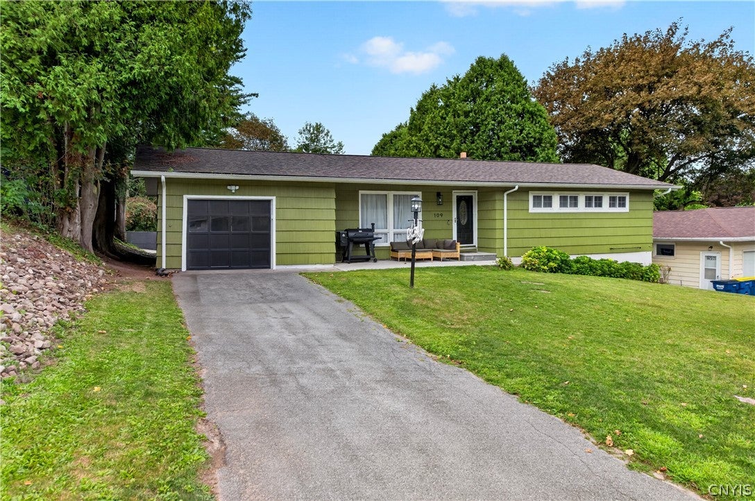 109 Camillus Park Drive — photo