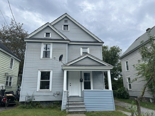 322 Hatch Street — photo