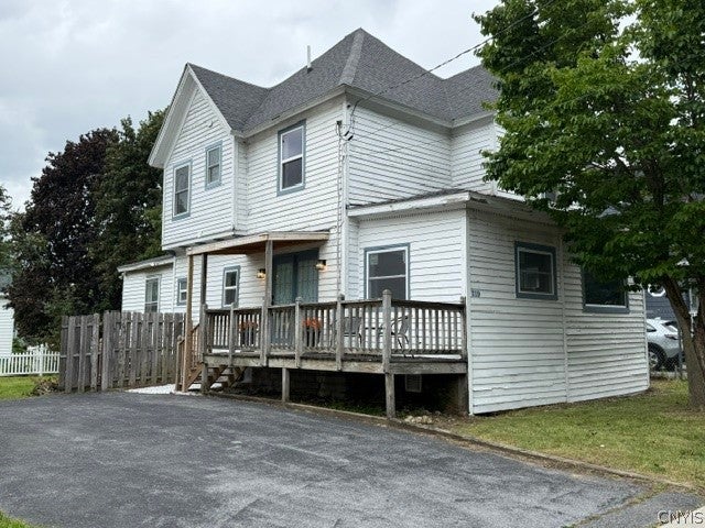219 Saint Mary Street — photo