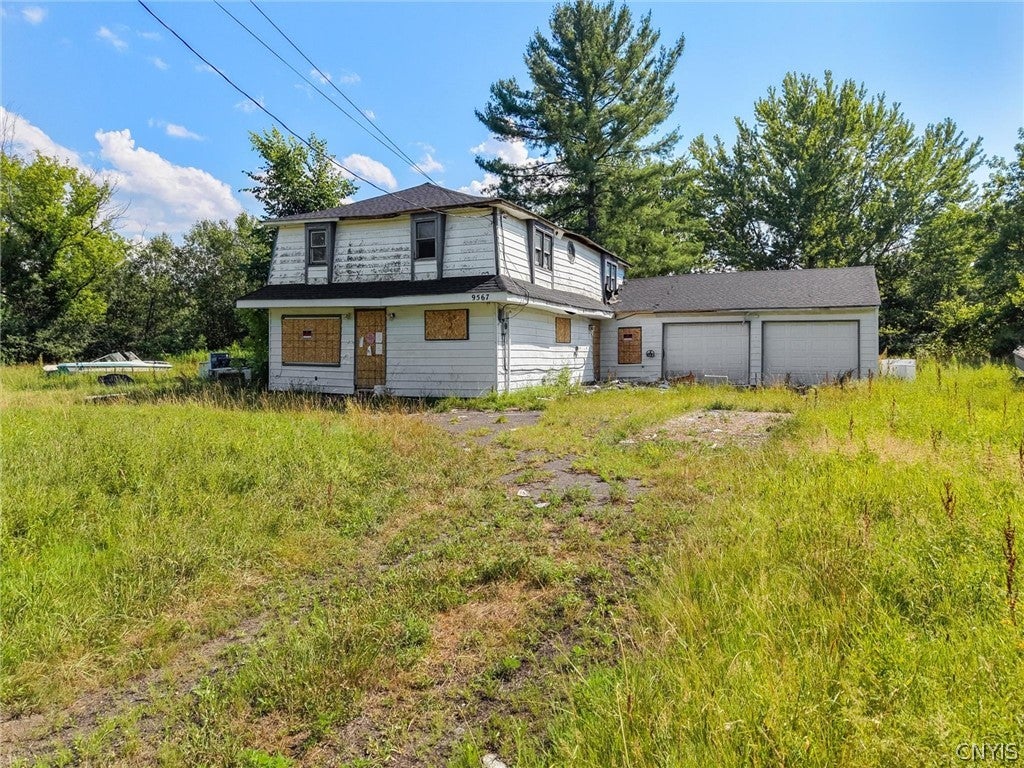9567 Black Creek Road — photo