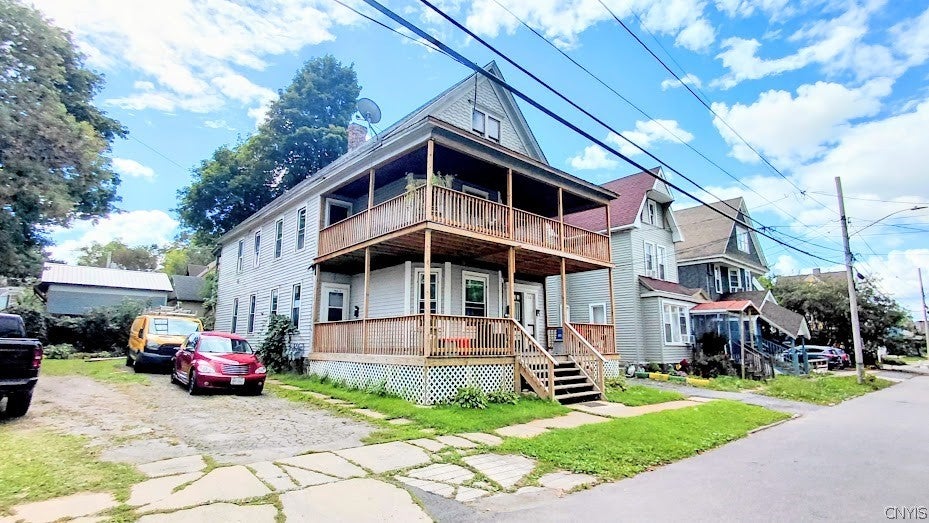 715 Chestnut Street — photo