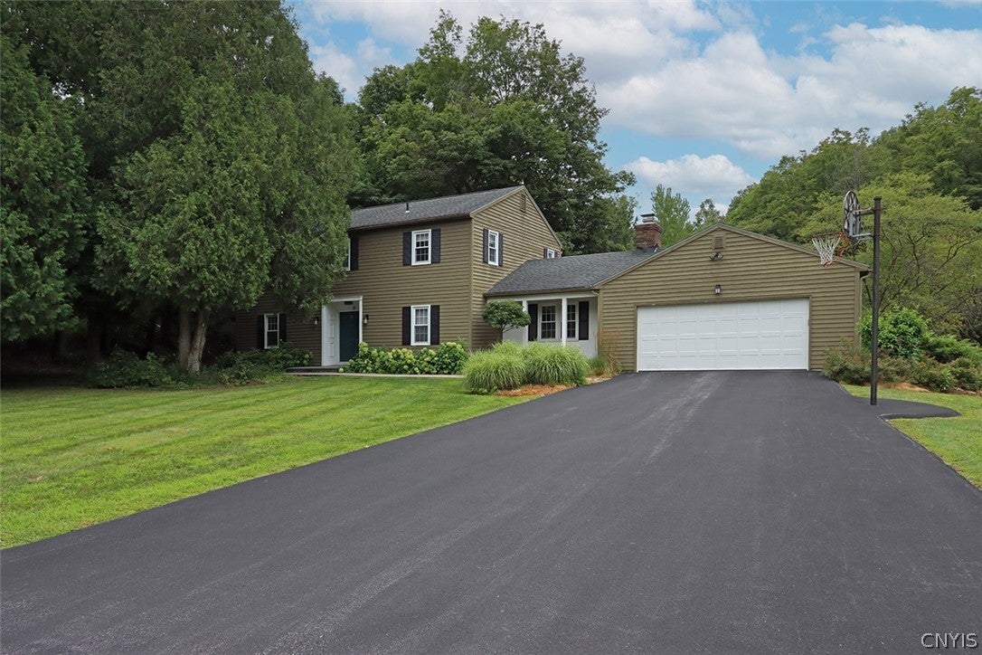 15 Bovington Lane — photo