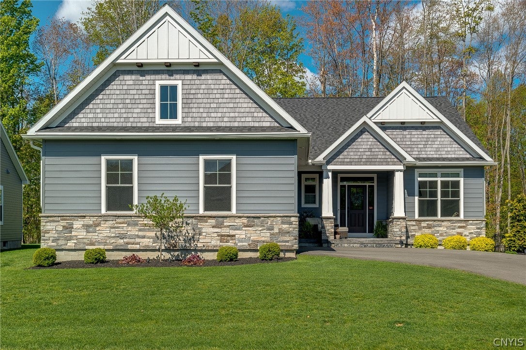 3389 Hickory Knoll Lane — photo