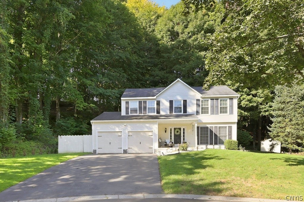 2 Chaucer Circle — photo