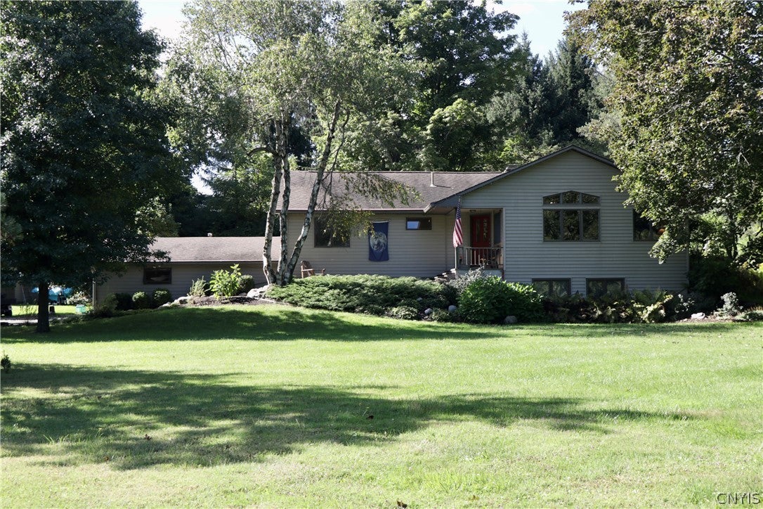 7864 Broadfield Road — photo