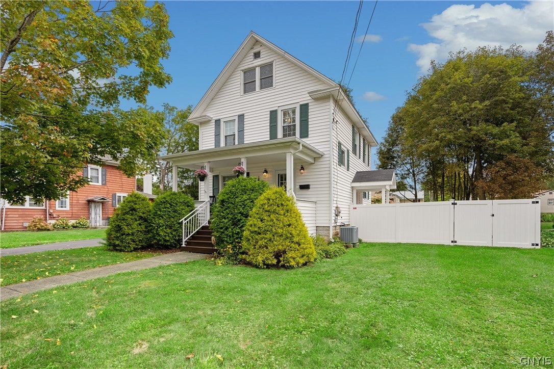 132 Marshall Place — photo
