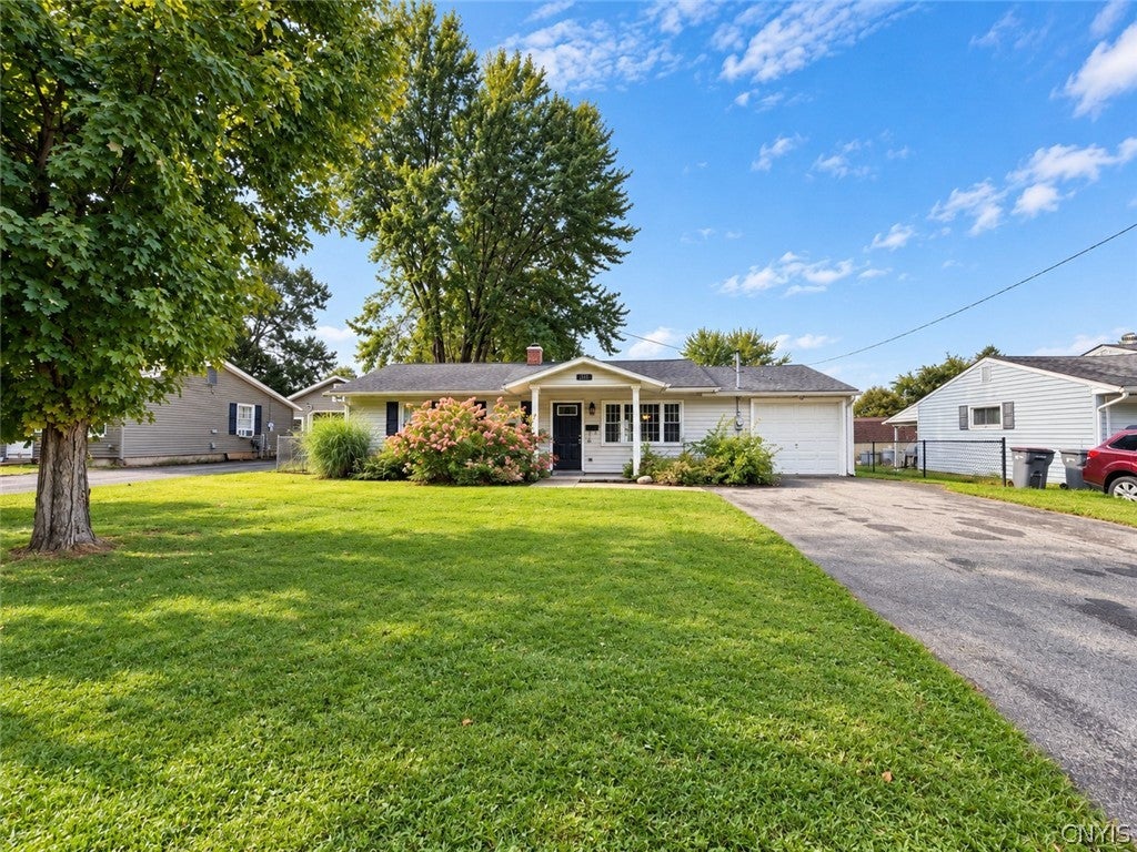 1115 Cedarbrook Drive — photo