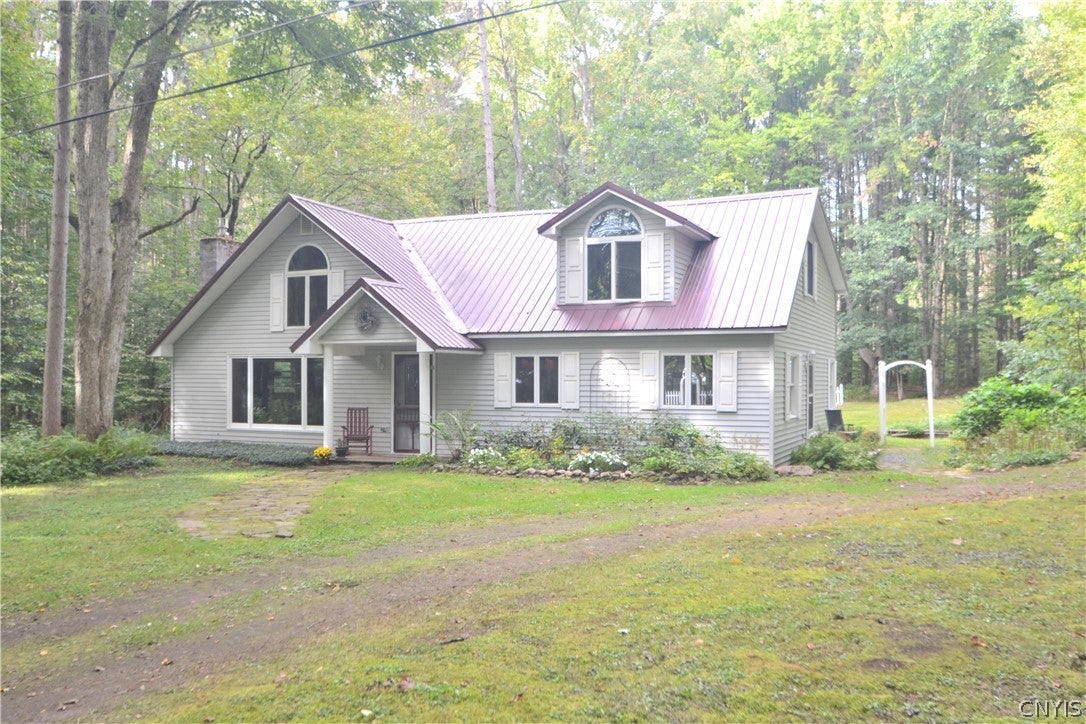 28 Saunders Drive — photo