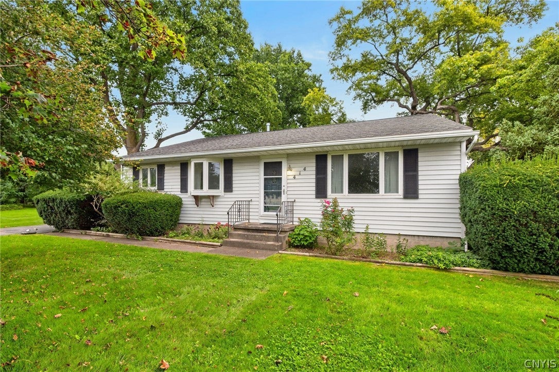 414 Elmgrove Rd — photo