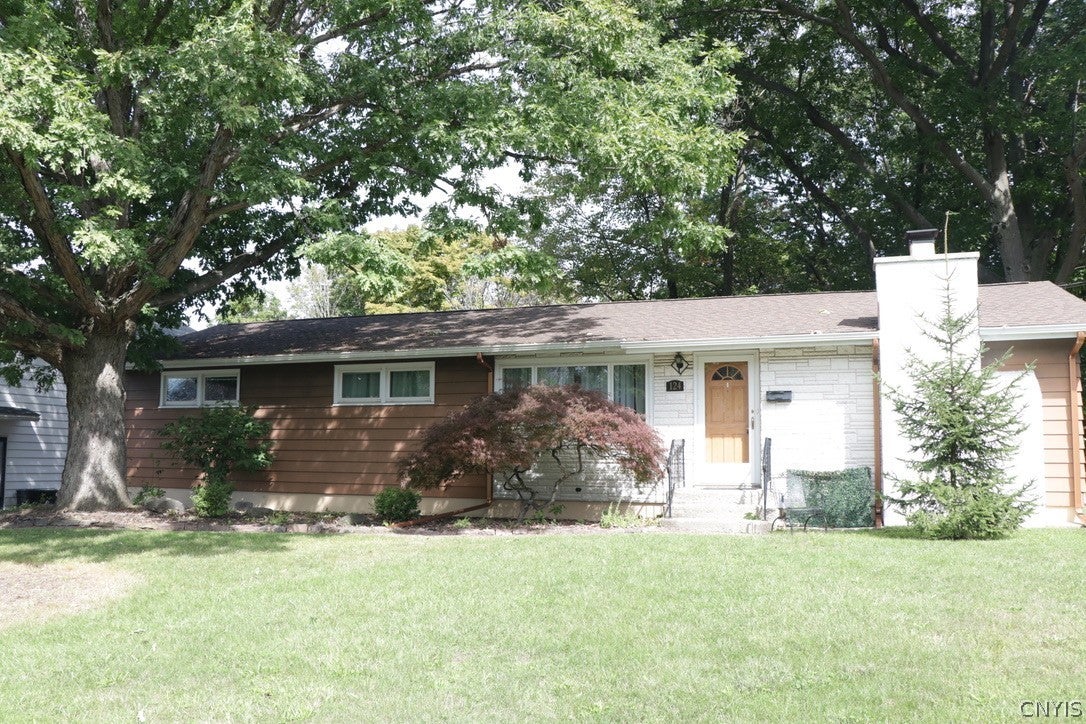 124 Huntshill Road — photo