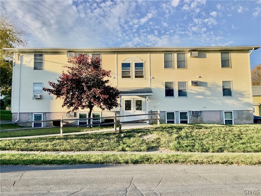 200 Erickson Street — photo