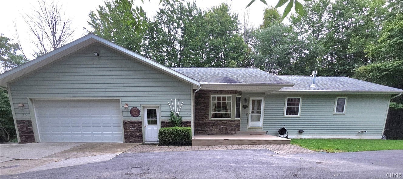 177 Yellow Barn Road — photo