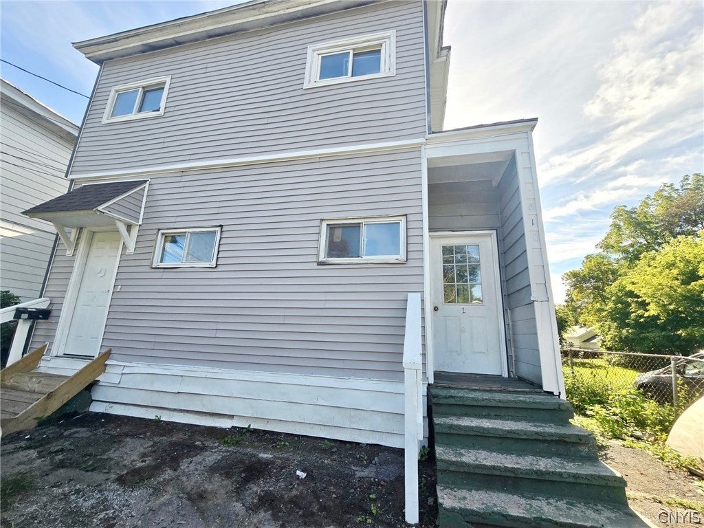 810 Kirkpatrick Street — photo
