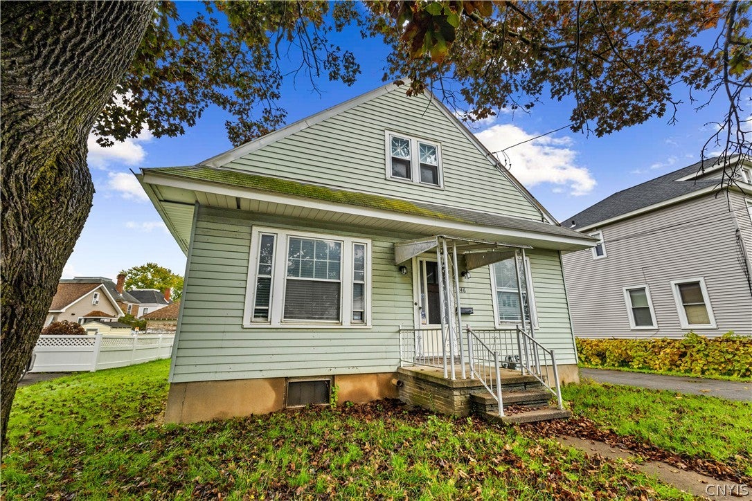 1246 Walnut Street — photo