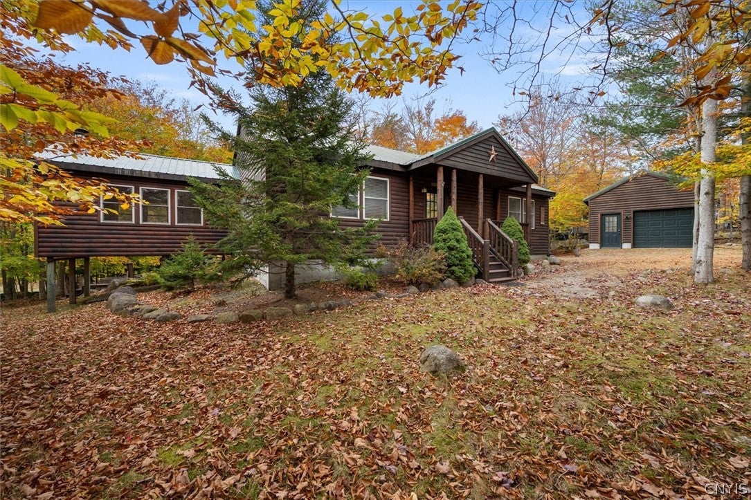 135 Highland Terrace — photo