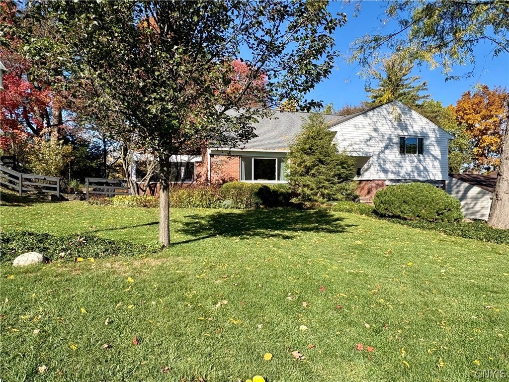 109 Alwyn Road — photo