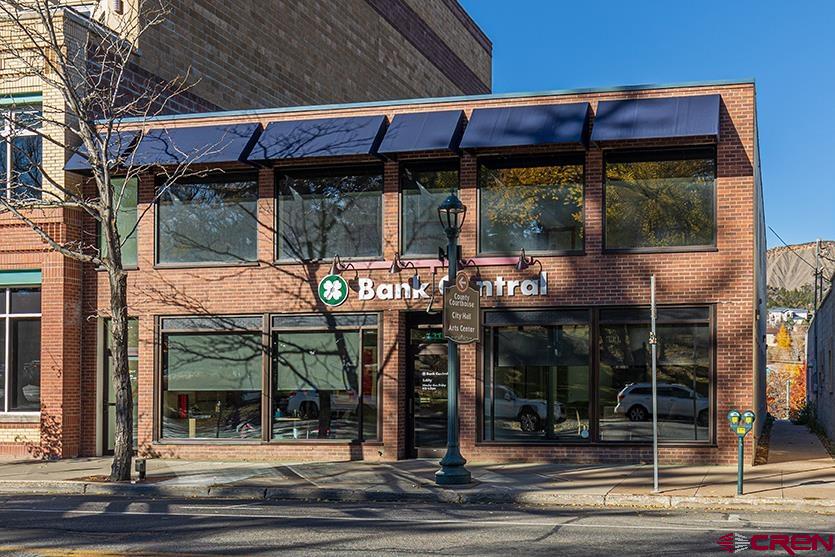 1211 Main Avenue — photo
