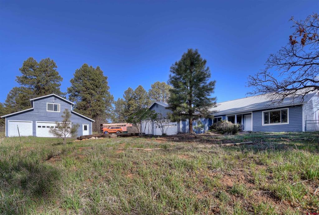 678 N Lakeside Drive — photo