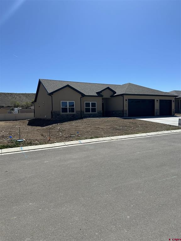 1823 6429 Circle — photo