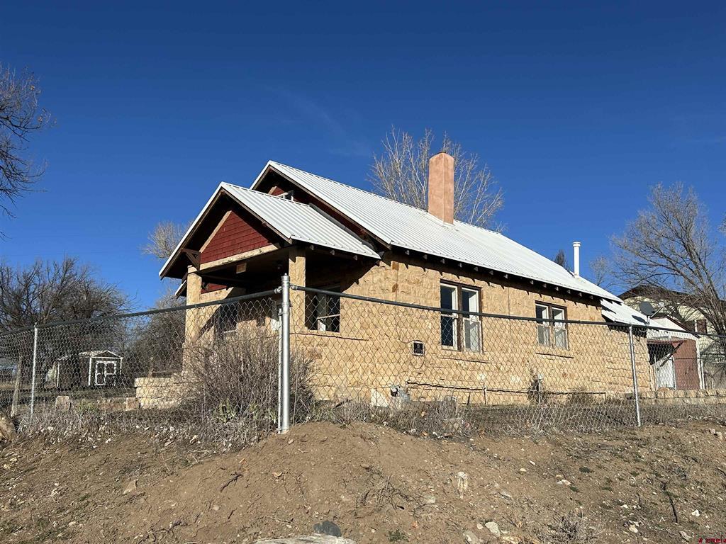 281 Fox Street — photo
