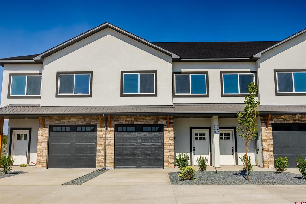 740 E Star Court — photo