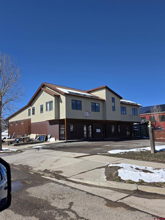 653 N Cora Street 201 — photo