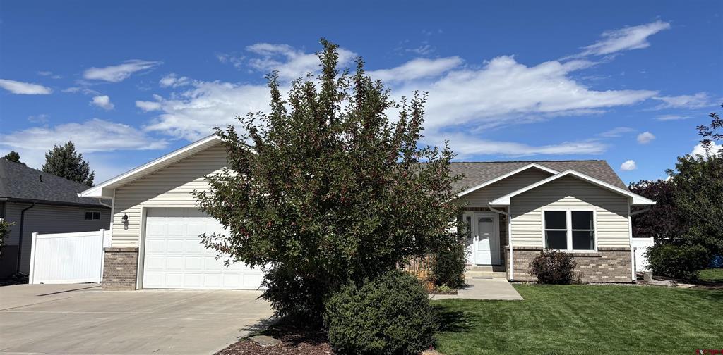2817 Glen Oak Drive — photo