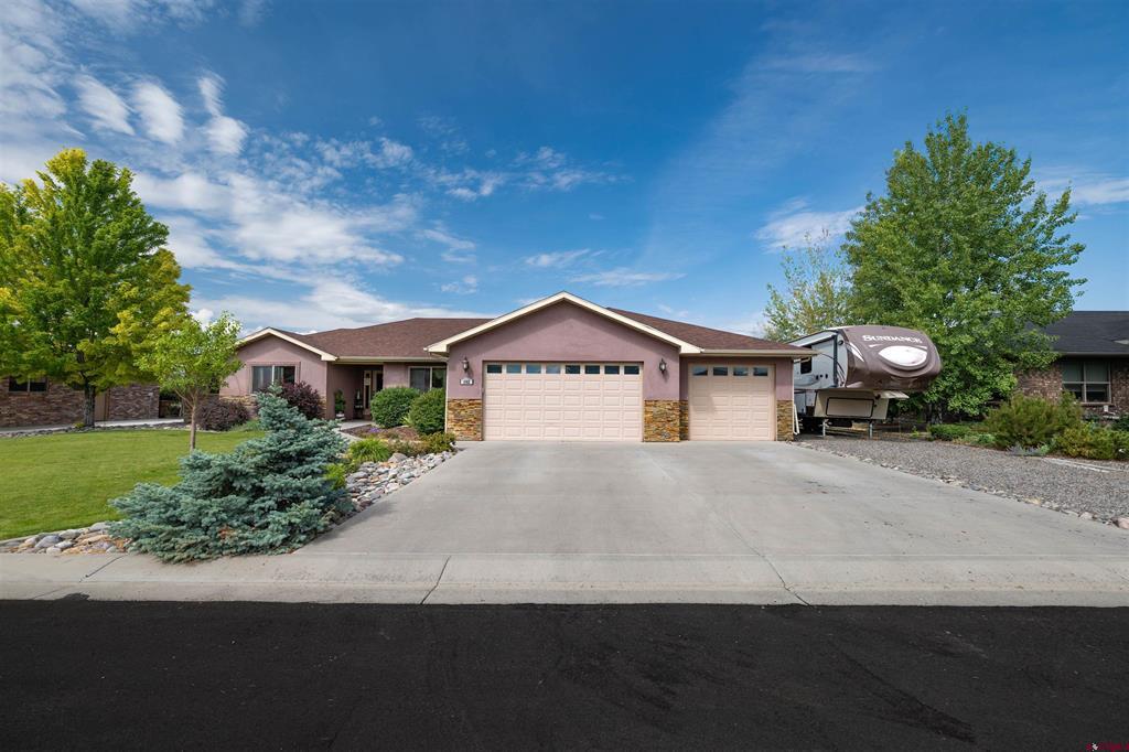 502 Holly Drive — photo