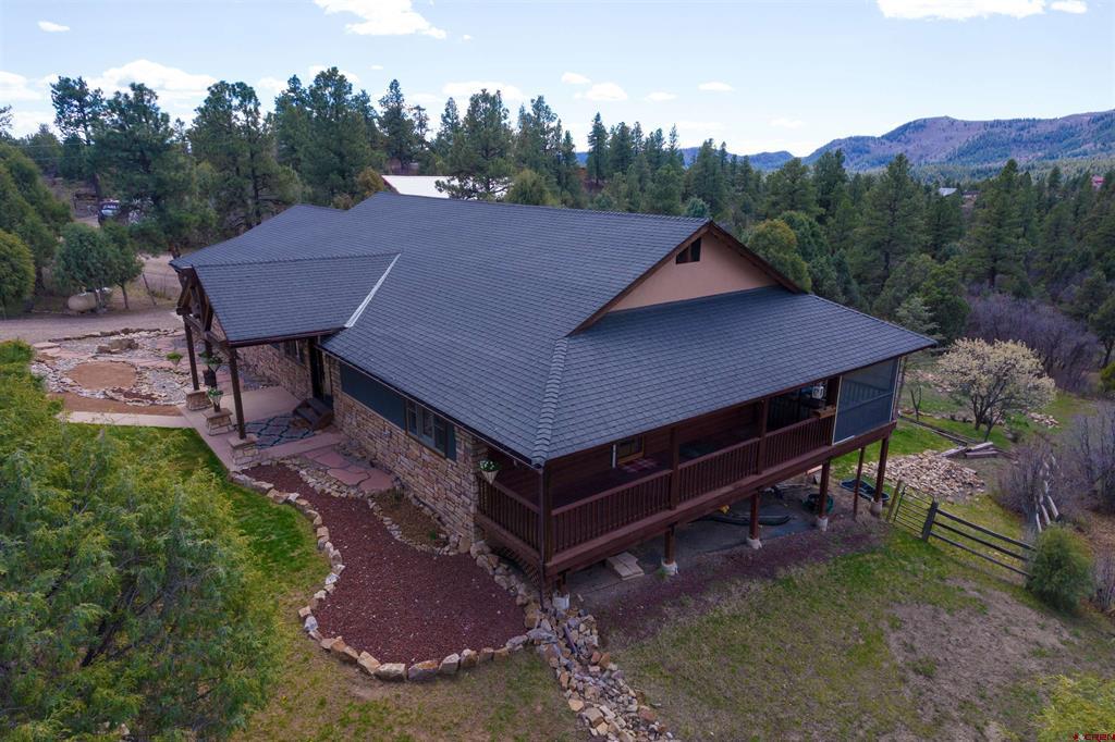 457 Cameron Place — photo